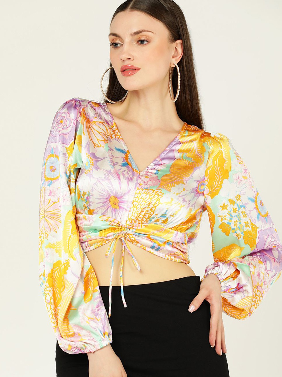 

DODO & MOA Yellow Floral Printed V-Neck Bishop Sleeves Cinched Tie-Up Casual Crop Top