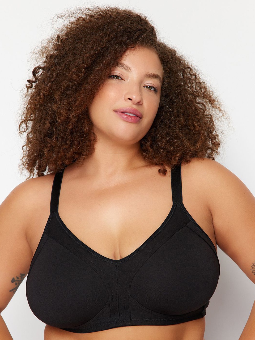 

Trendyol Plus Size Full Coverage Lightly Padded Everyday Bra With All Day Comfort, Black