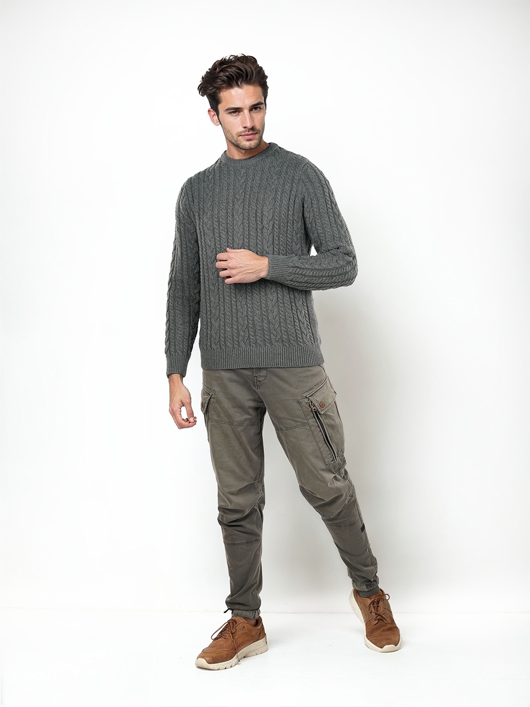 

Celio Cable Knit Round Neck Long Sleeves Cotton Pullover Sweater, Grey