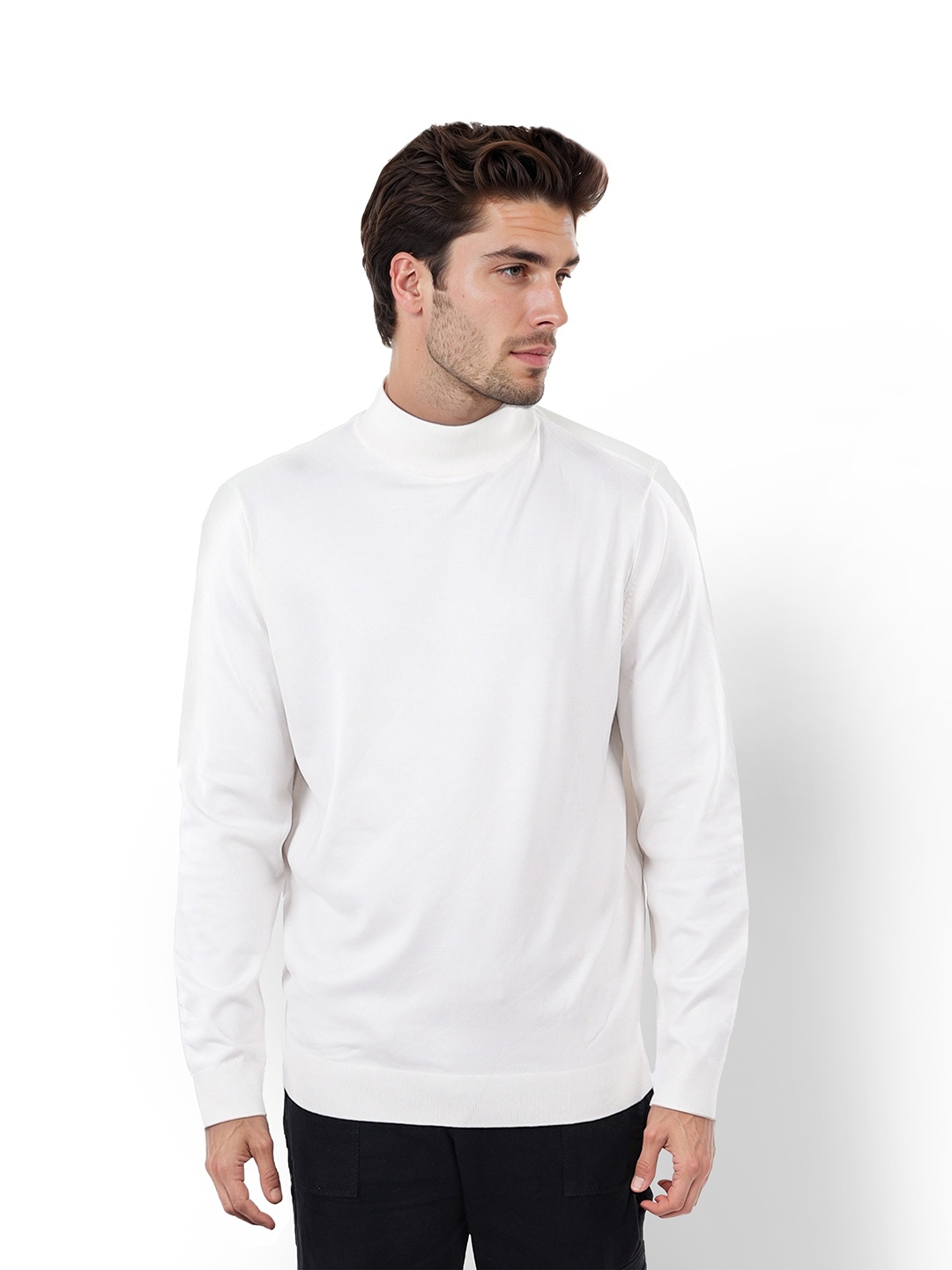 

Celio Round Neck Sweaters Pullover, White