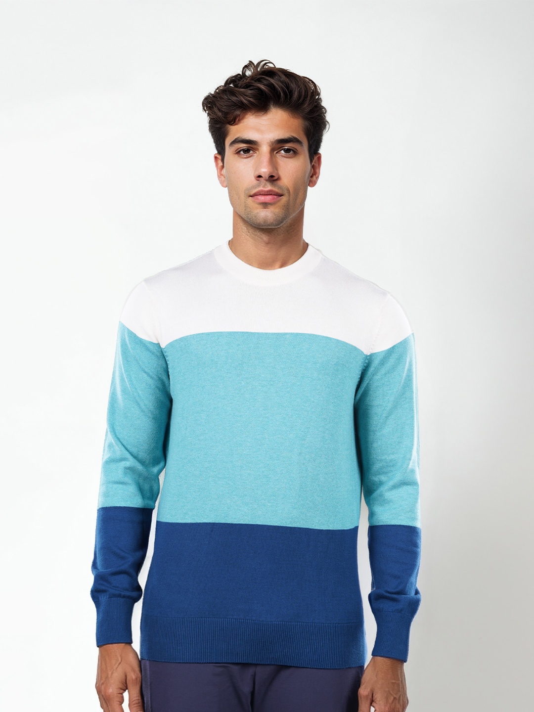 

Celio Colourblocked Round Neck Cotton Pullover, Green