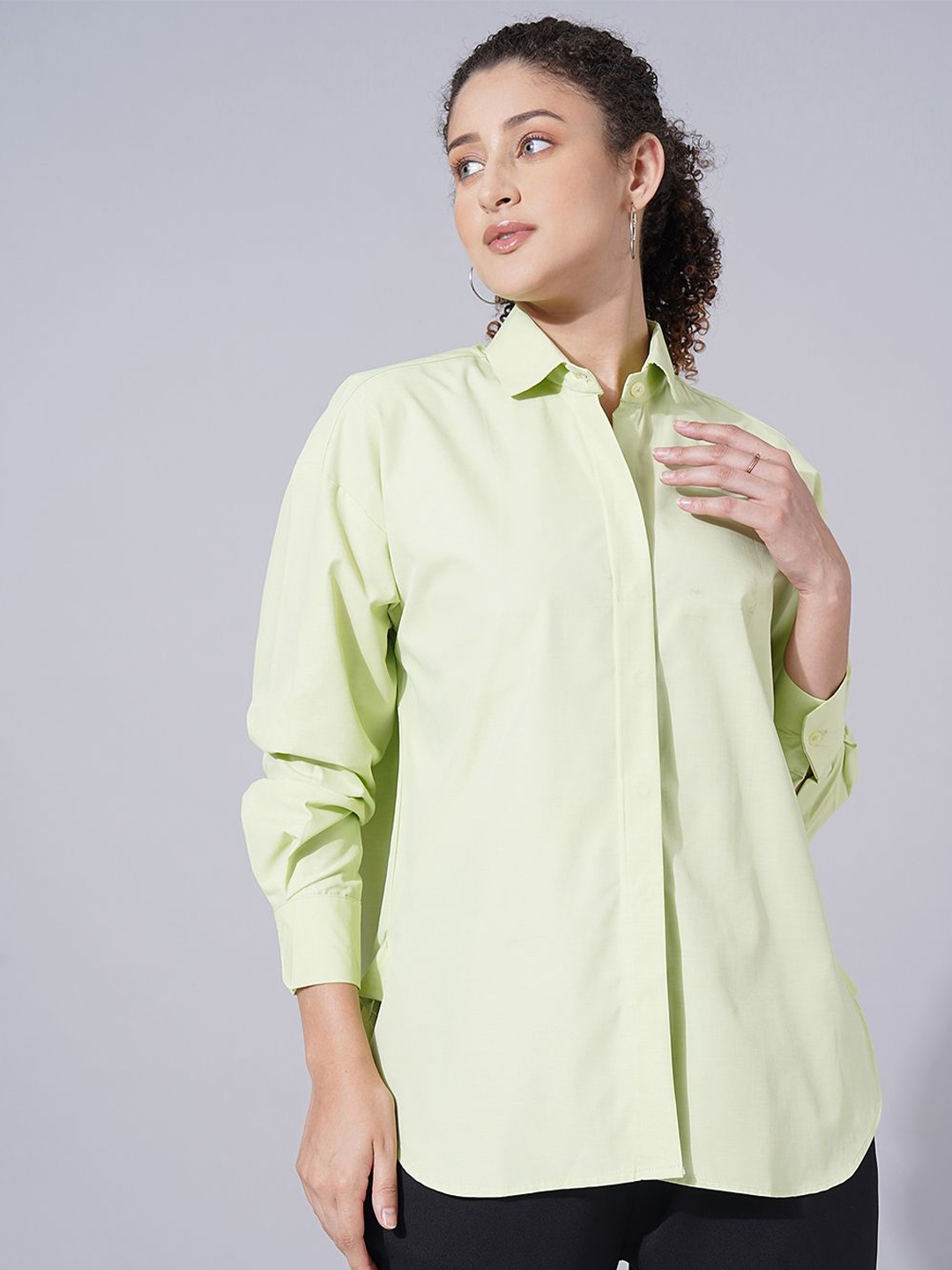 

FITHUB Concealed Button Placket Cotton Boxy Casual Shirt, Green