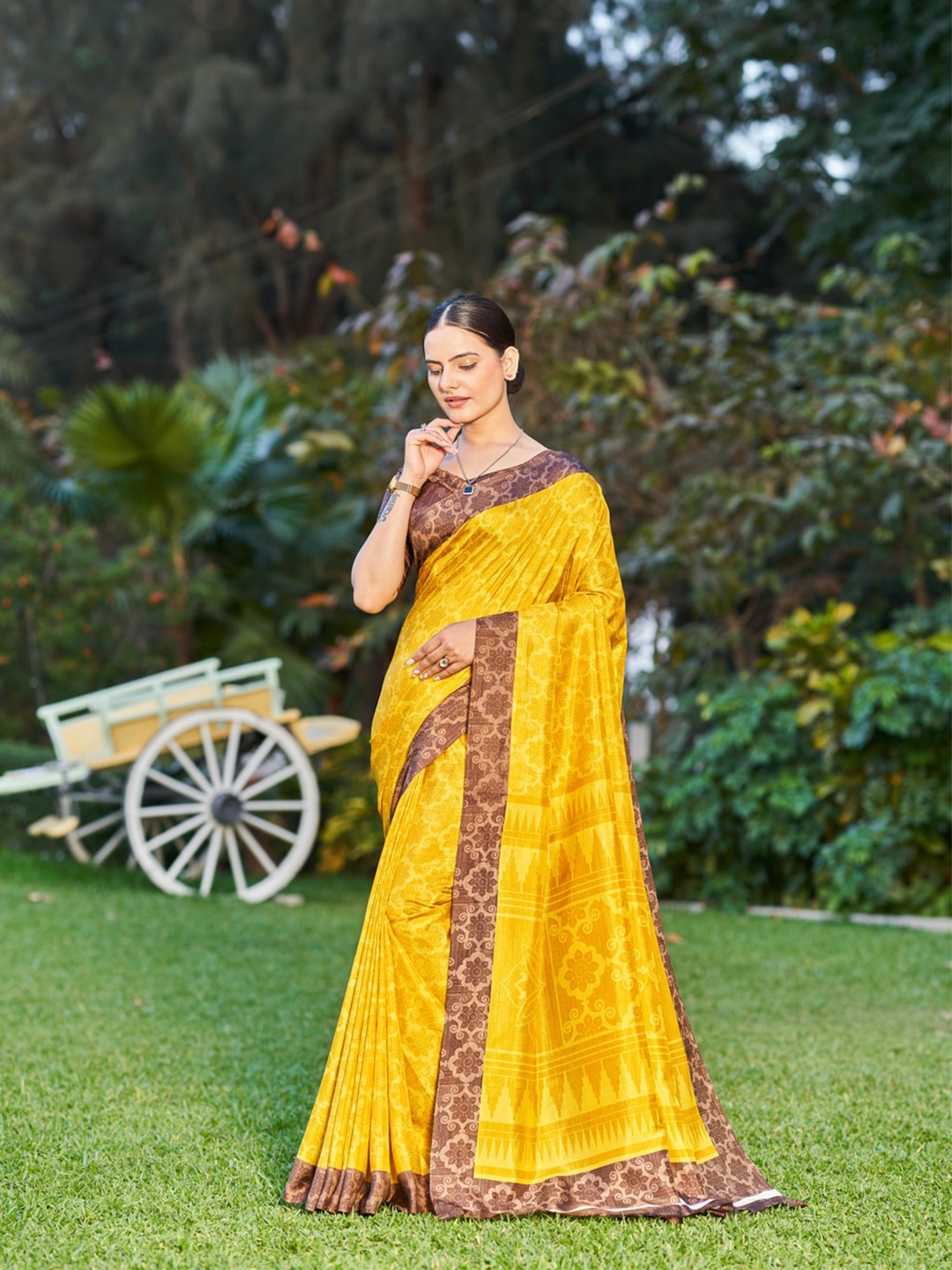 Kandora Floral Saree, Yellow