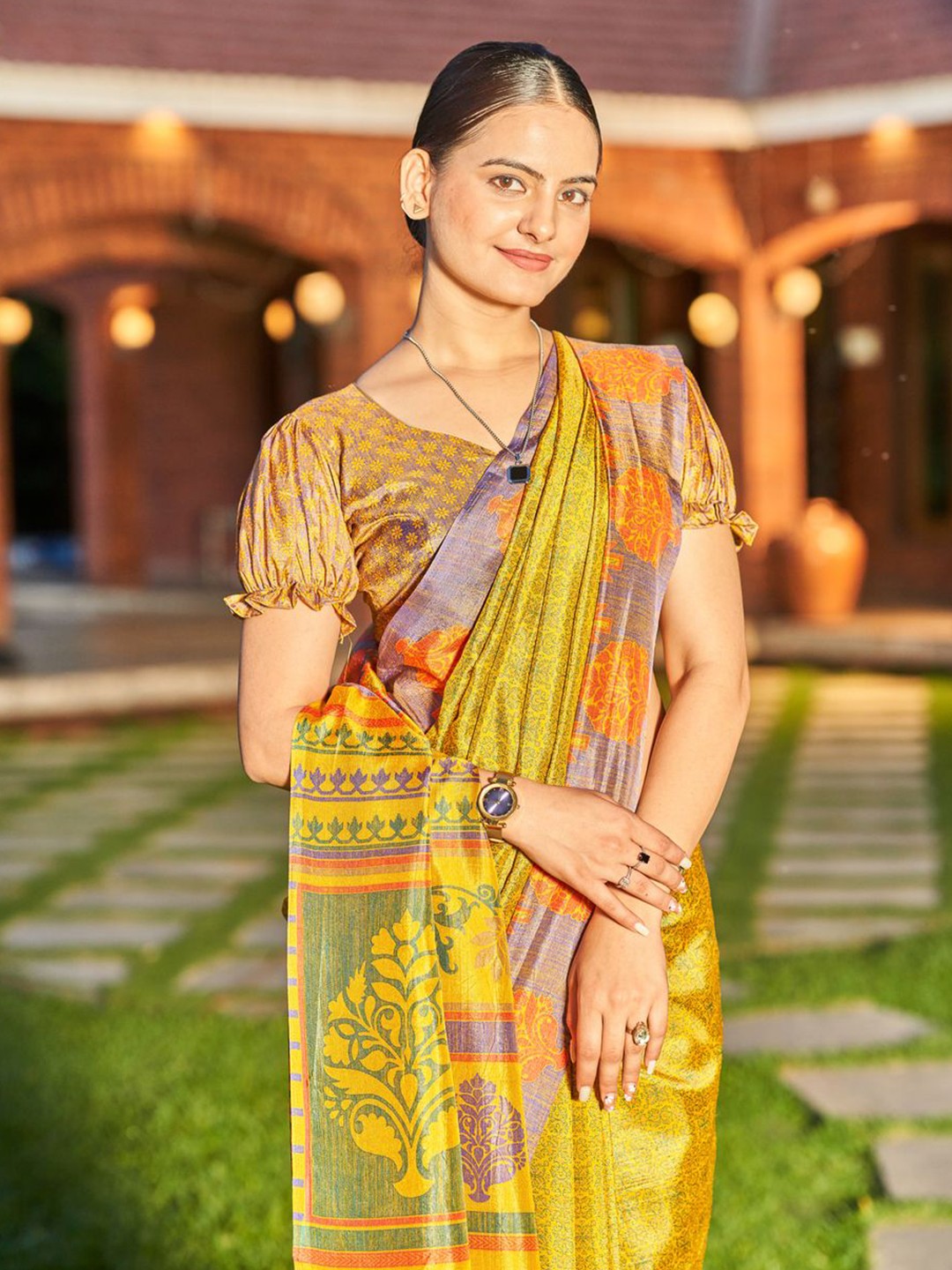 

Kandora Floral Printed Saree, Sea green