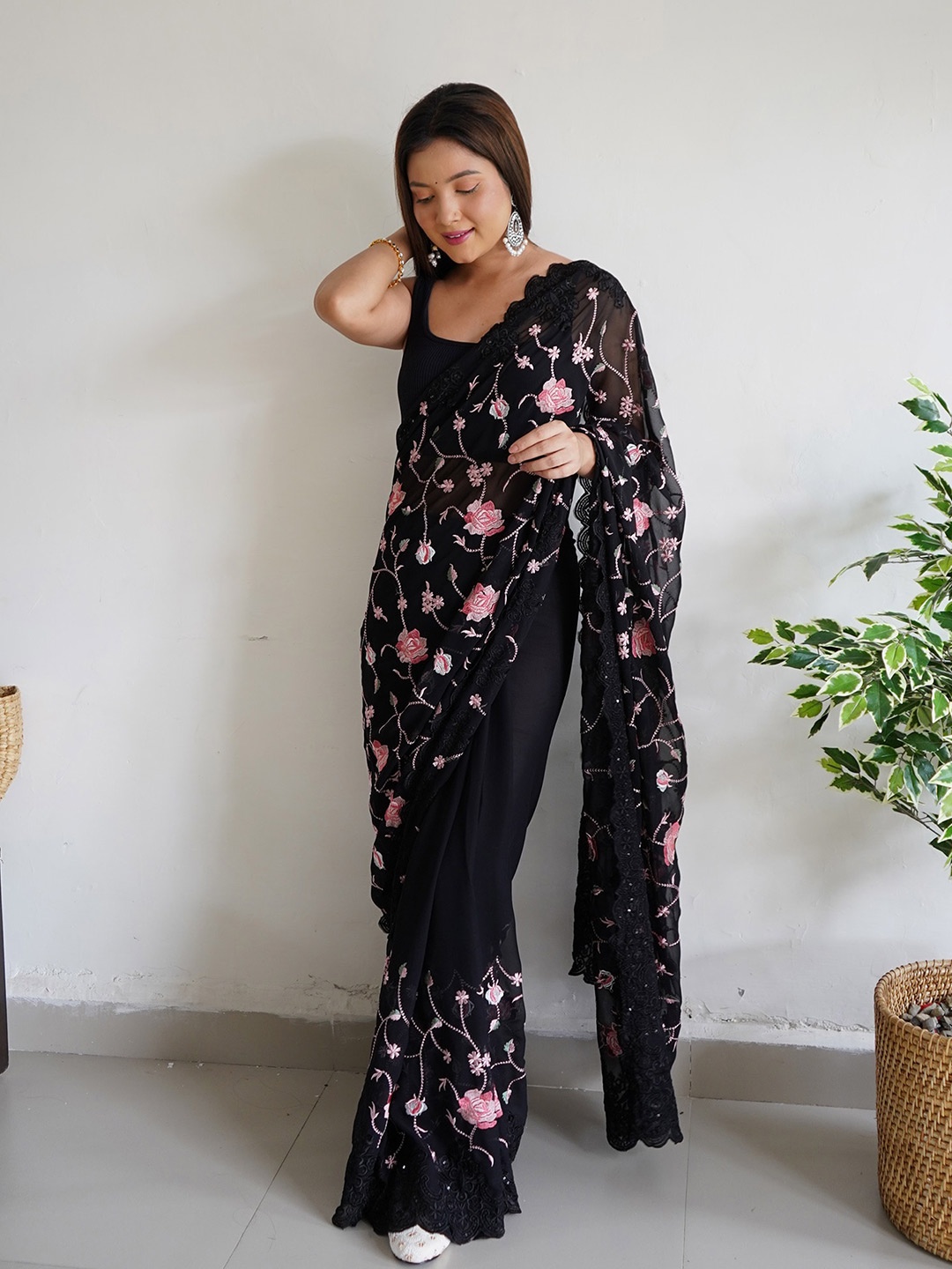 

elora Floral Embroidered Pure Georgette Saree, Black