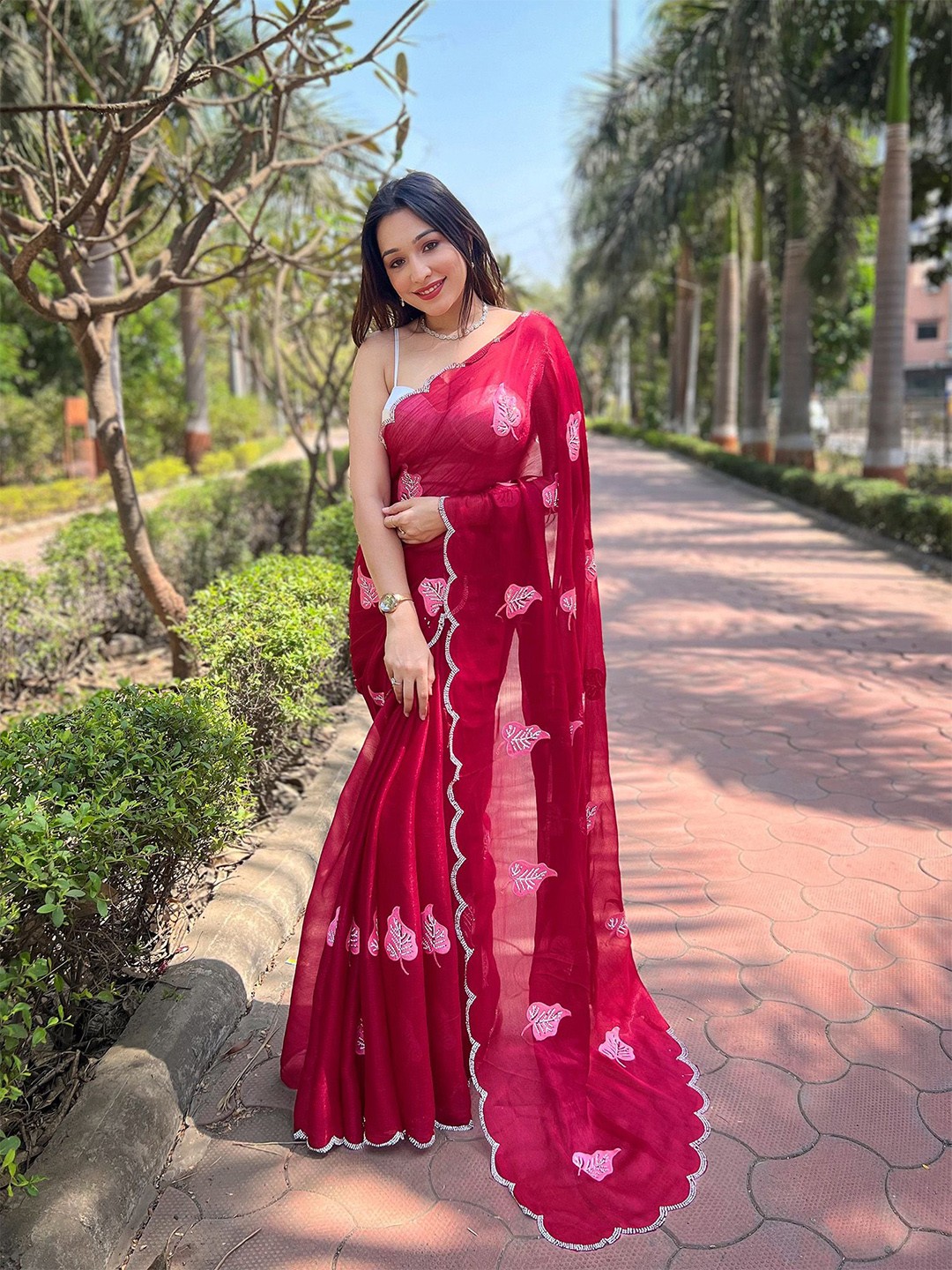 

elora Floral Beads and Stones Pure Chiffon Saree, Red