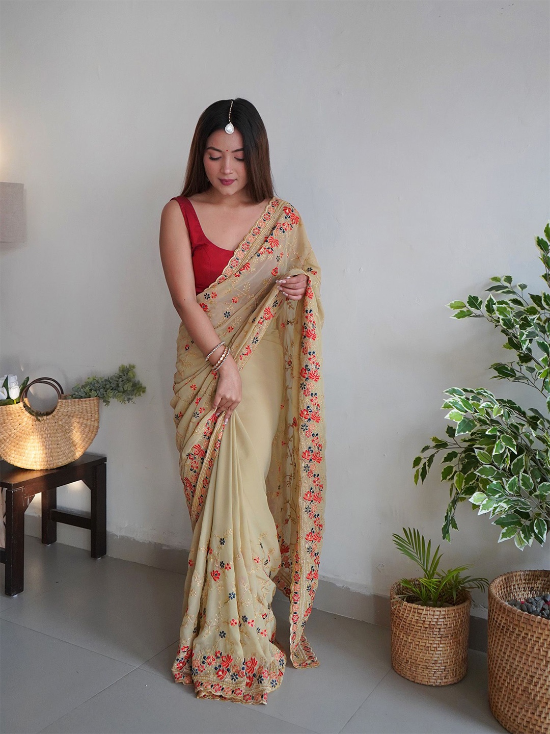 elora Floral Embroidered Pure Georgette Saree, Beige