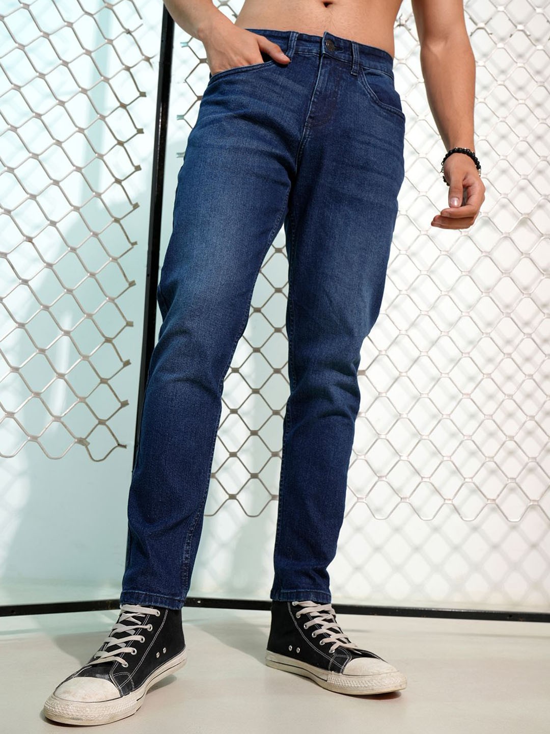 

HIGHLANDER Blue Men Tapered Fit Light Fade Stretchable Jeans