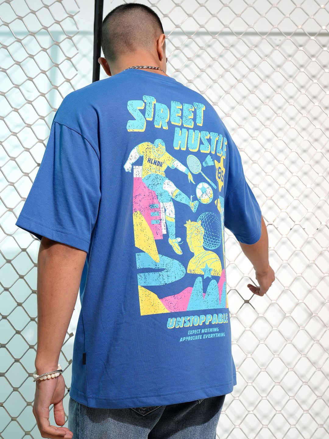 

HIGHLANDER Graphic Printed Drop-Shoulder Sleeves Oversized T-shirt, Blue