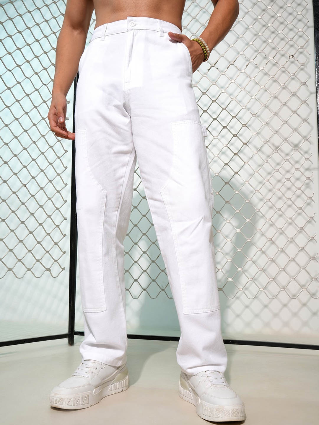 

HIGHLANDER Men Cotton Loose Fit Regular Trousers, White