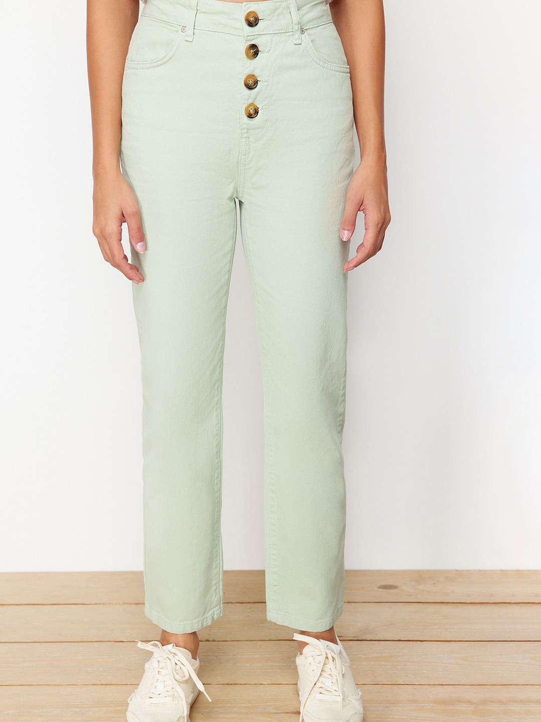 

Trendyol Women Clean Look Mid-Rise Pure Cotton Jeans, Green