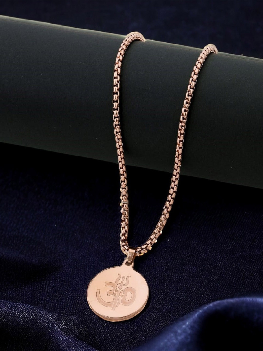 

WATCHSTAR Men Copper-Plated Stainless Steel Circular Pendants with Chains
