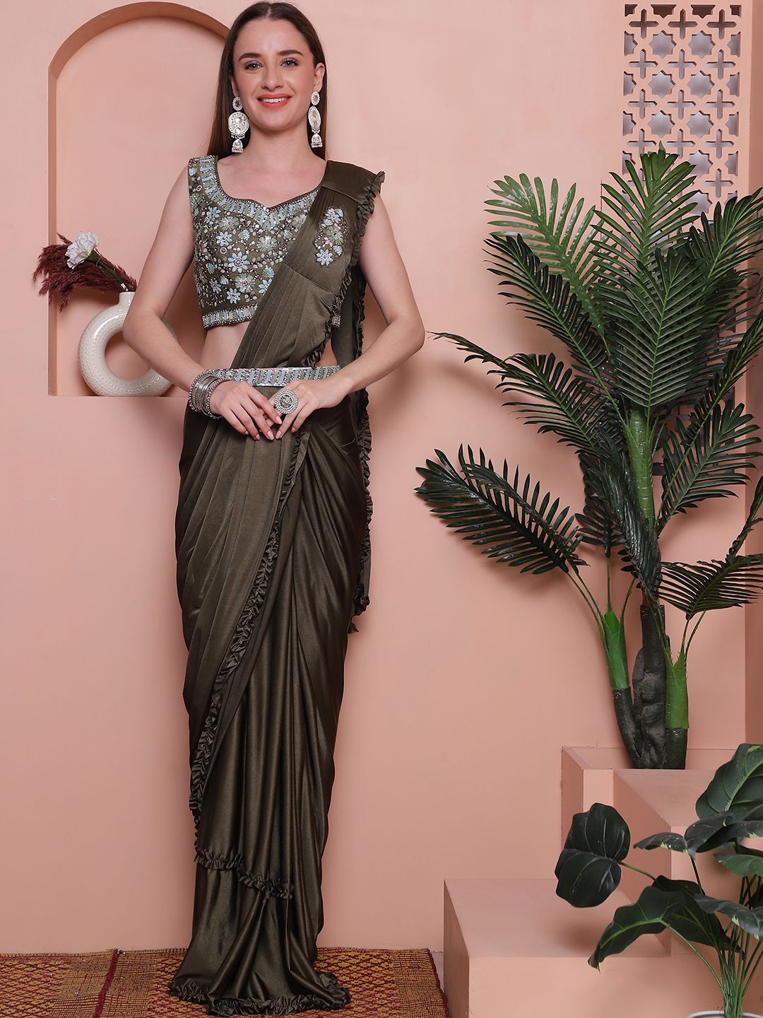 

Grancy Ready to Wear Saree, Green
