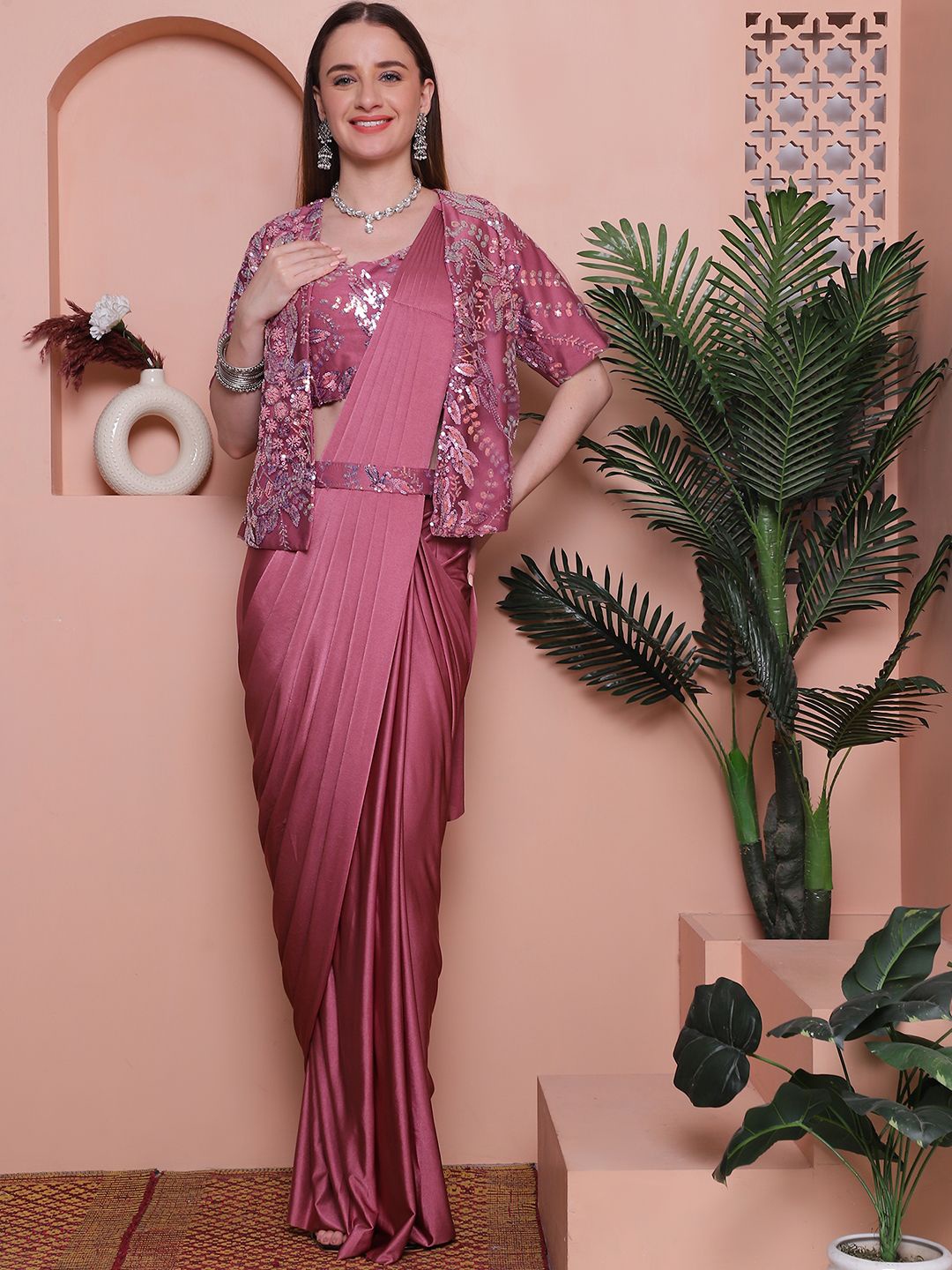 

Grancy Sequinned Ready to Wear Saree, Mauve