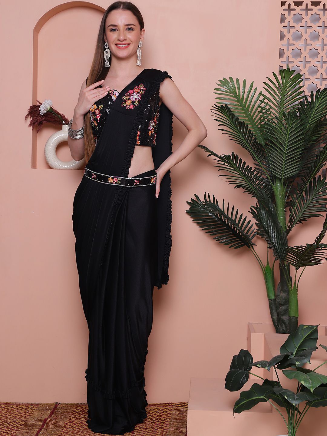 

Grancy Ready to Wear Saree, Black