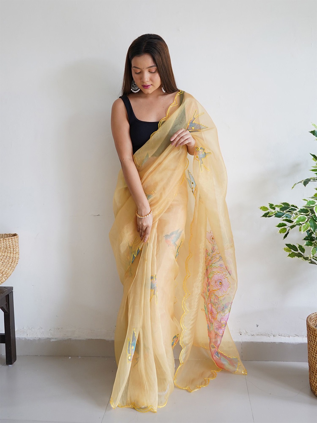 

elora Floral Sequinned Organza Saree, Beige