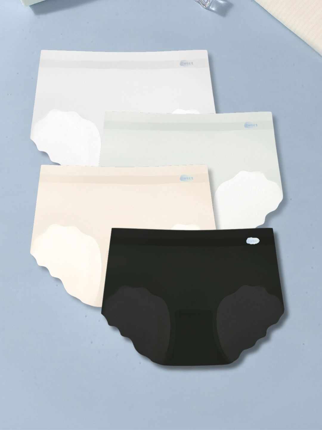 

TOM & GEE Pack Of 4 Seamless Leak-Proof Hipster Briefs, Grey
