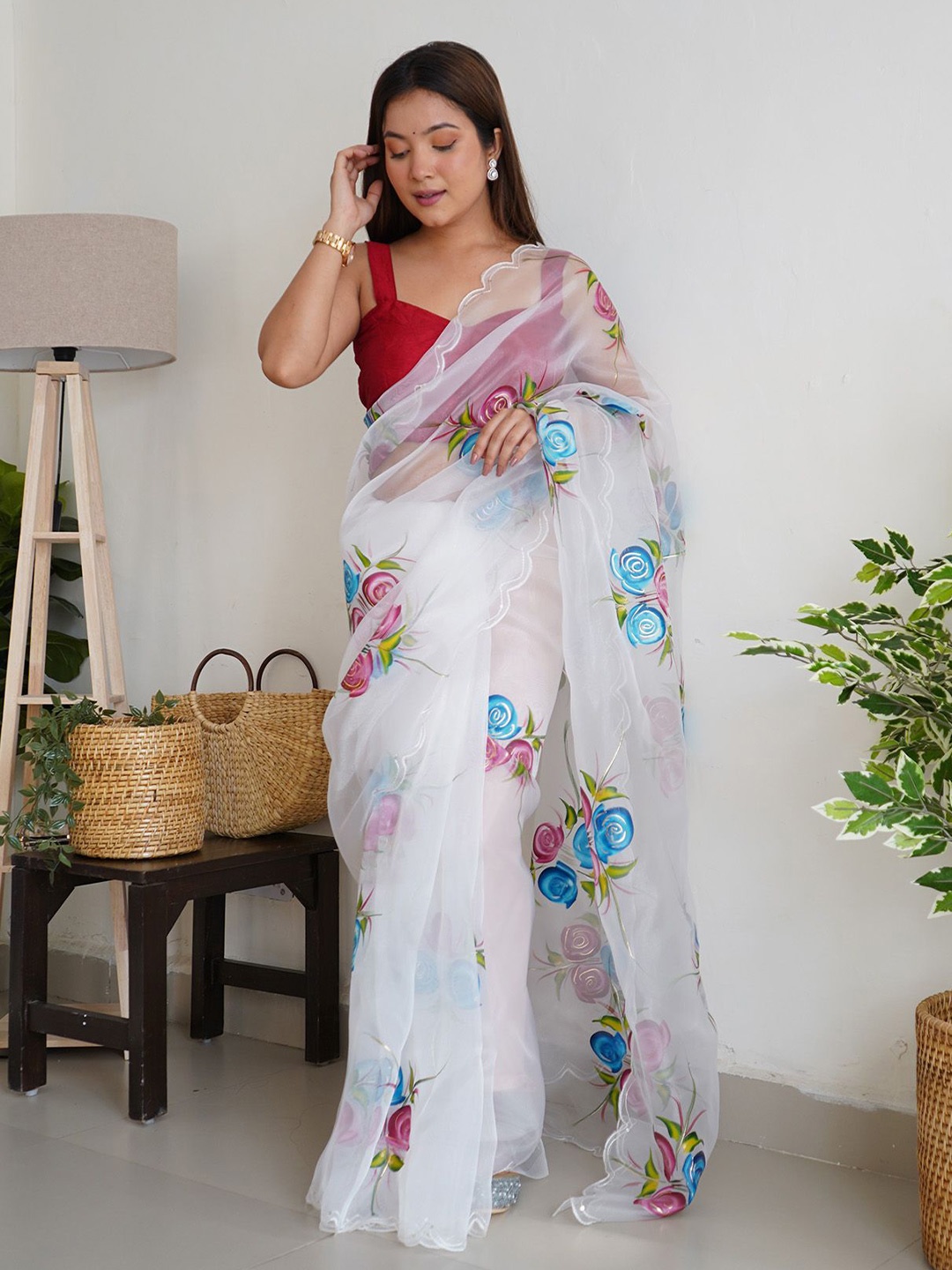 

elora Pure Chiffon Floral Saree, White