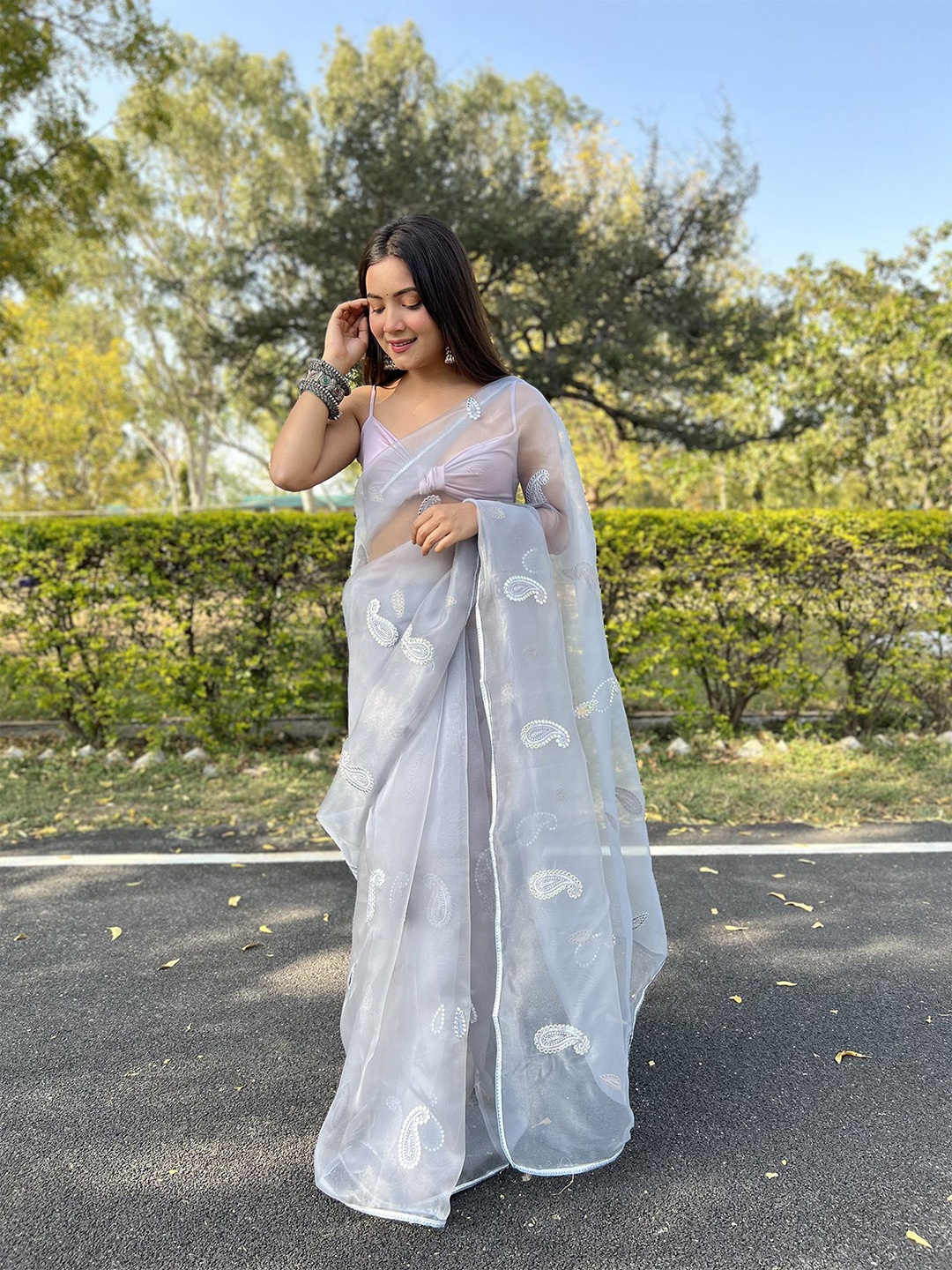 

elora Paisley Mirror Work Organza Saree, Grey