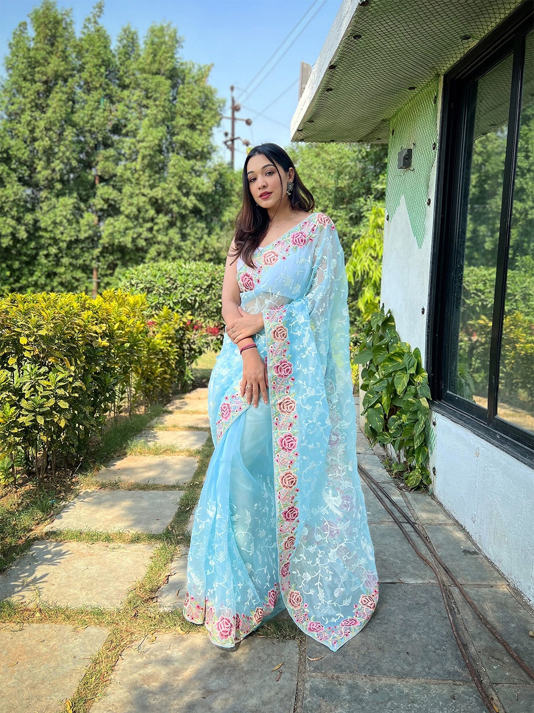 

elora Floral Embroidered Organza Saree, Turquoise blue