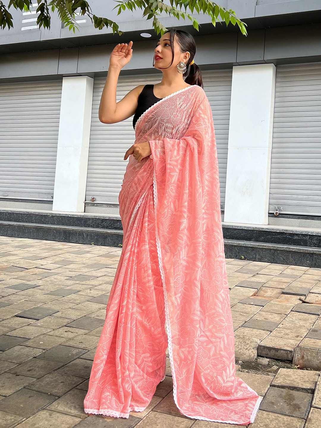 

elora Floral Embroidered Pure Chiffon Saree, Peach