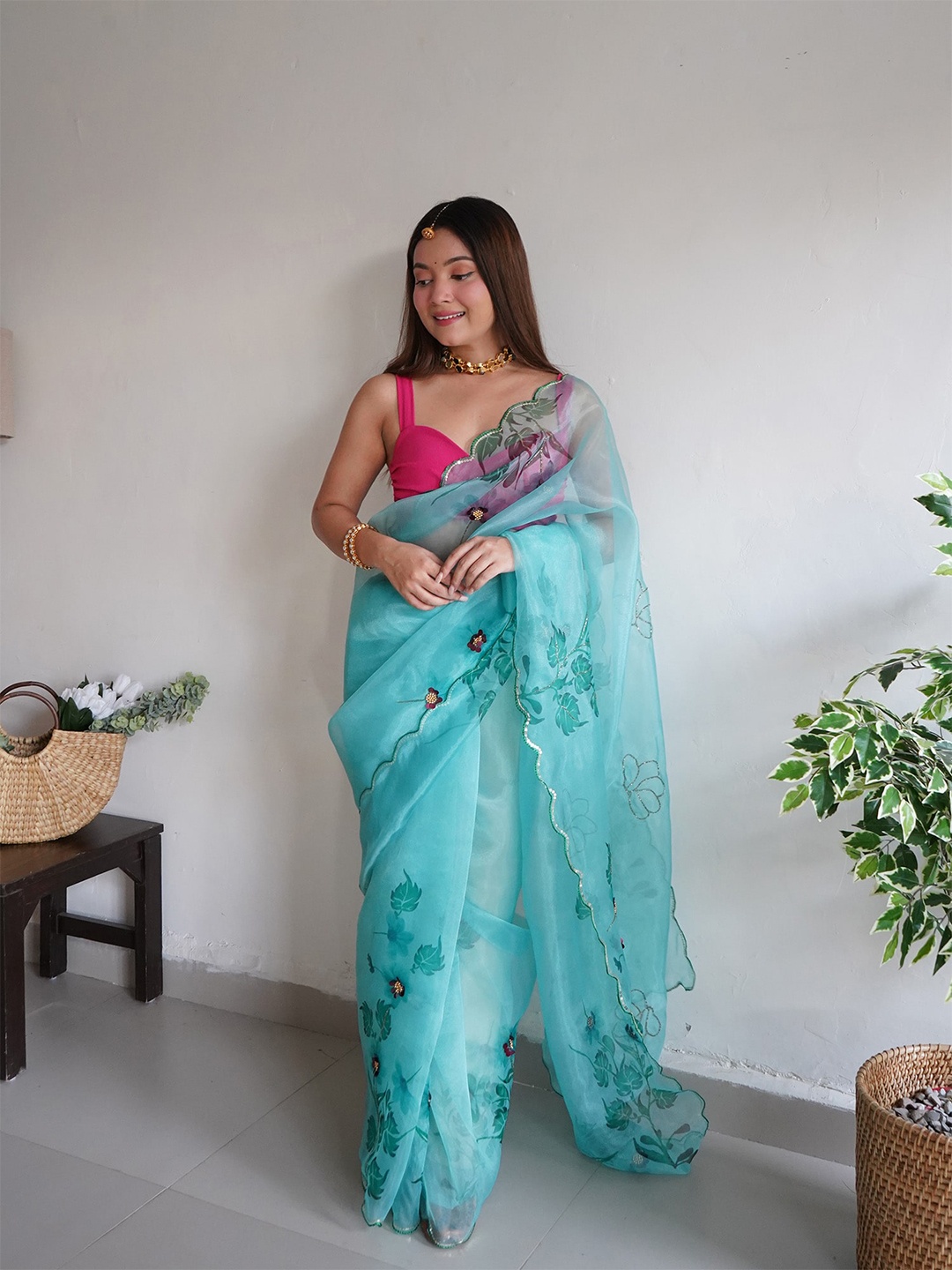 

elora Floral Beads and Stones Organza Saree, Blue