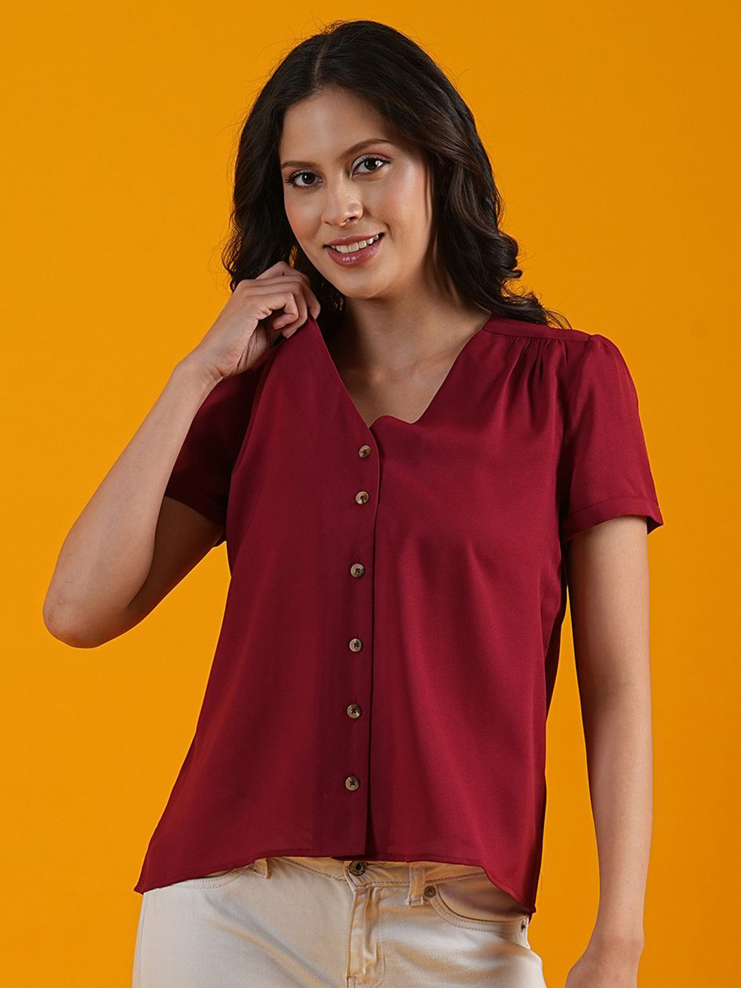 

Globus V Neck Puff Sleeves Shirt Style Top, Red