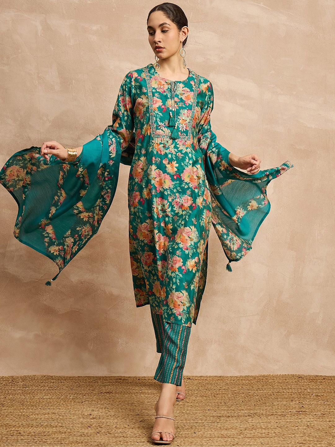 

all about you Floral Printed Tie Up Neck Straight Kurta with Trousers & Dupatta, Teal