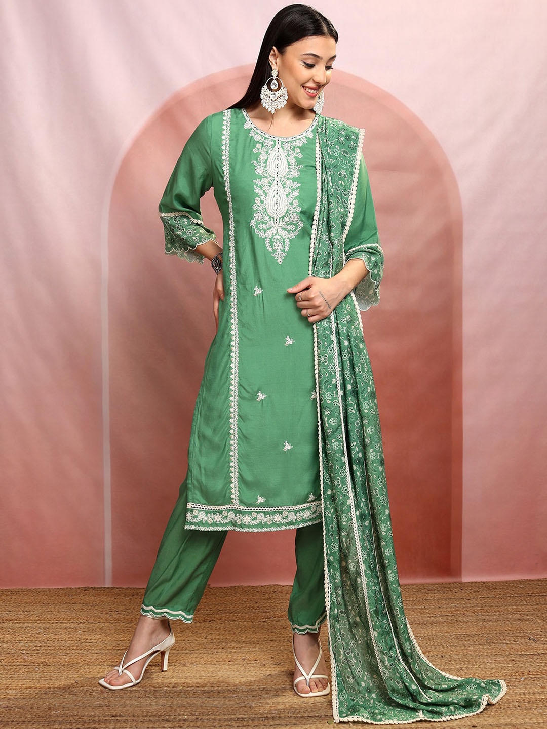 Vishudh Green Embroidered Regular Thread Work Kurta with Trousers & Dupatta
