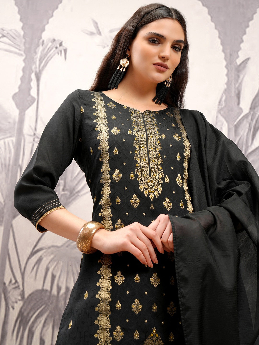 

Vishudh Embroidered Straight Kurta & Trousers With Dupatta, Black