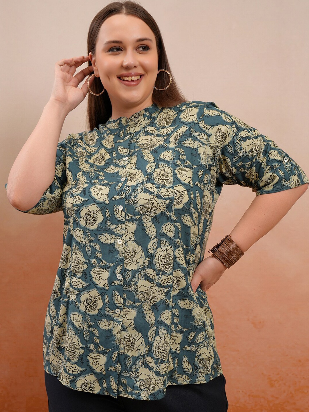 

Vishudh Plus Size Printed Mandarin Collar Three-Quarter Sleeves Tunic, Green
