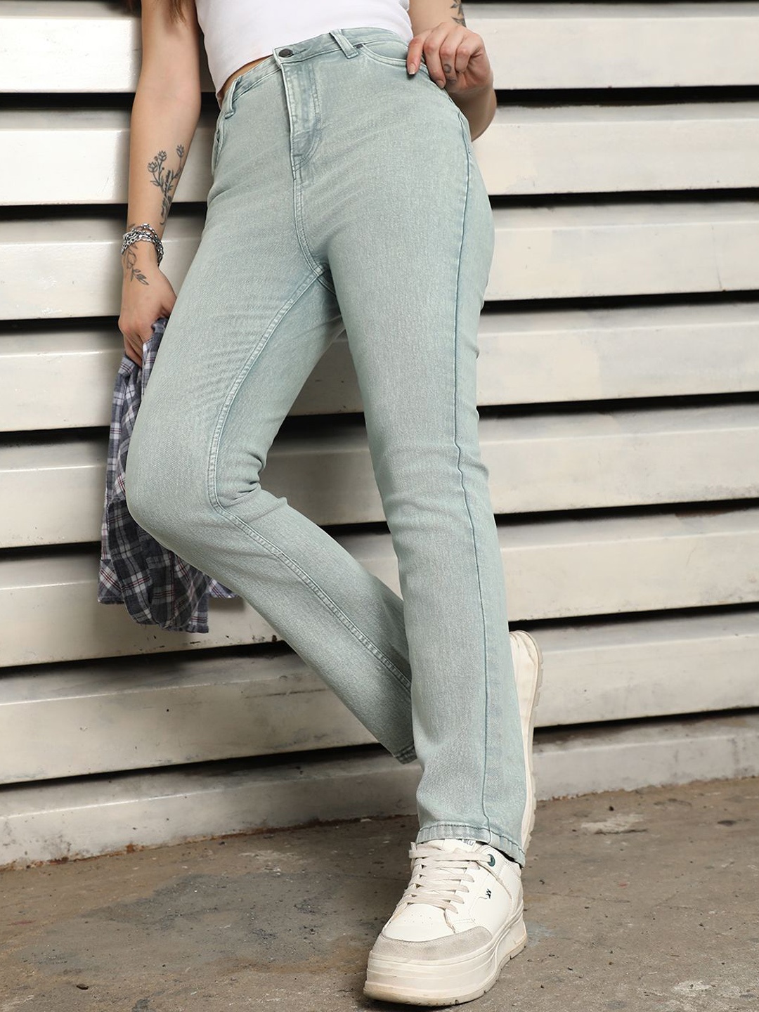 

High Star Women Stove Pipe High-Rise Light Fade Jeans, Sea green
