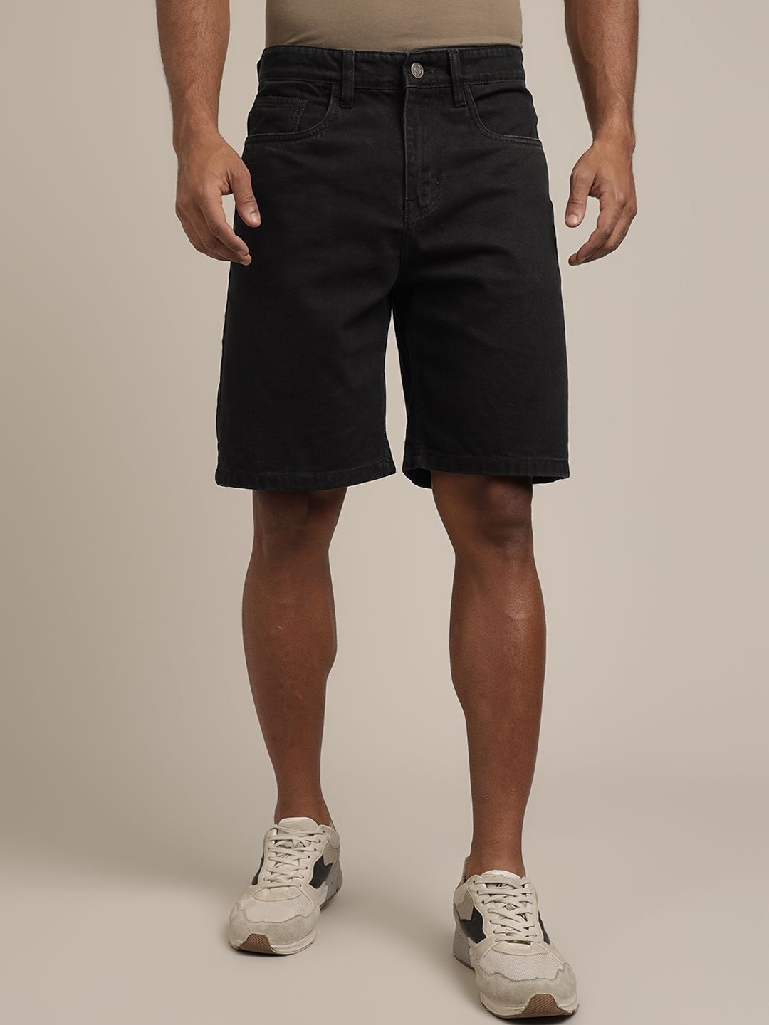 

The Roadster Lifestyle Co. Men Black Mid-Rise Pure Cotton Denim Shorts