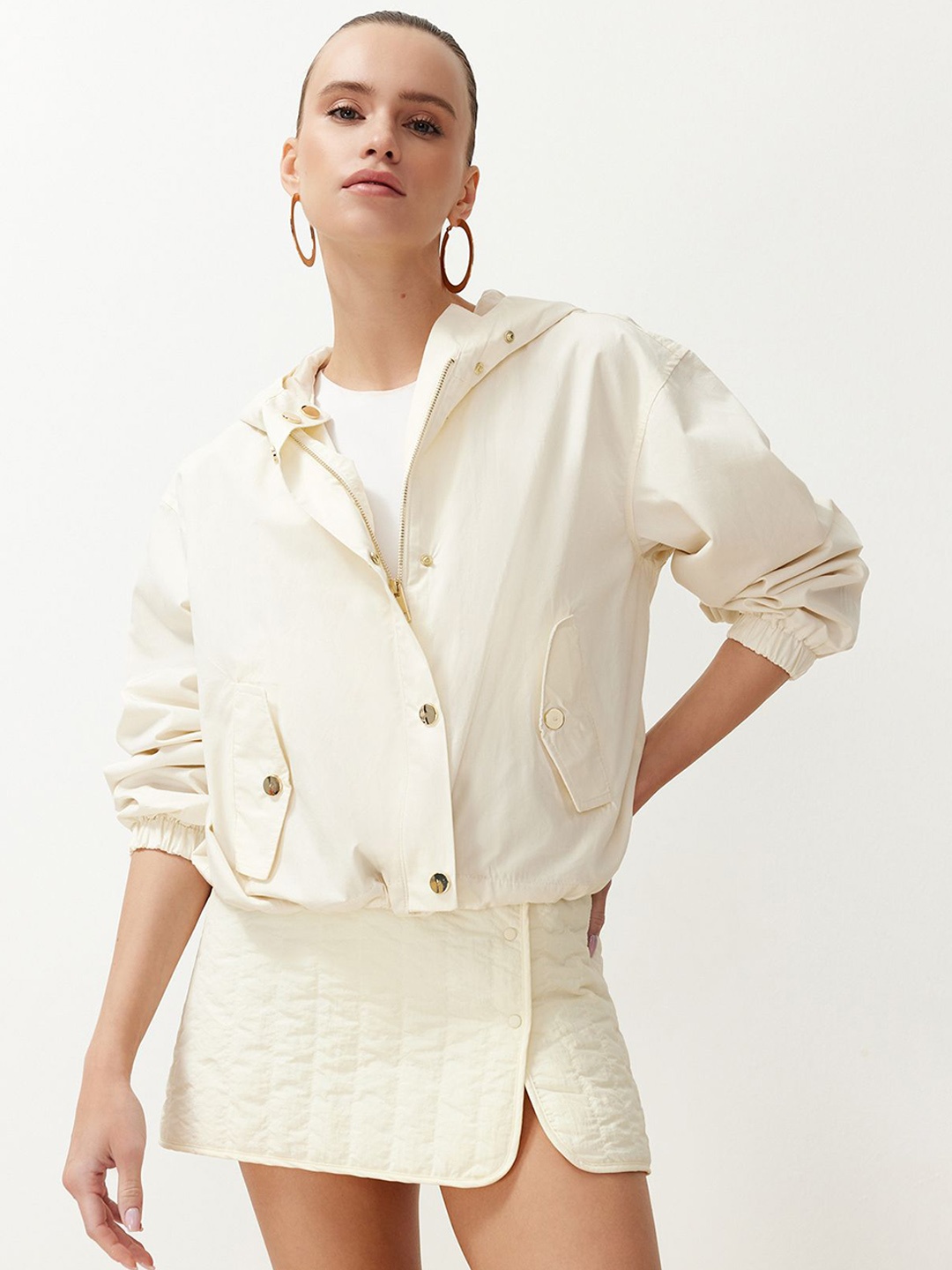 

Trendyol Hooded Crop Tailored Jacket, Cream