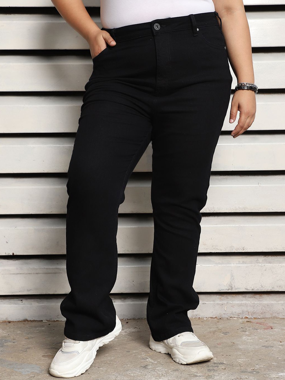 

Freeform by High Star Women Stove Pipe High-Rise Jeans, Black
