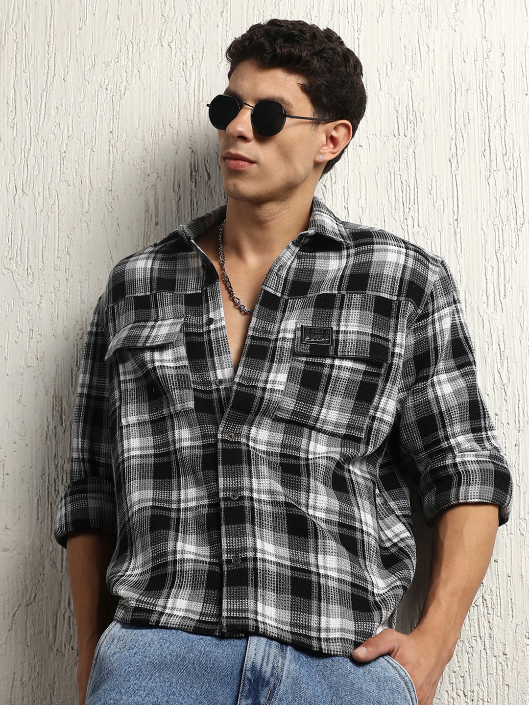 

Hubberholme Oversized Cotton Casual Check Waffel Double Pocket Full Sleeve Shirt, Black
