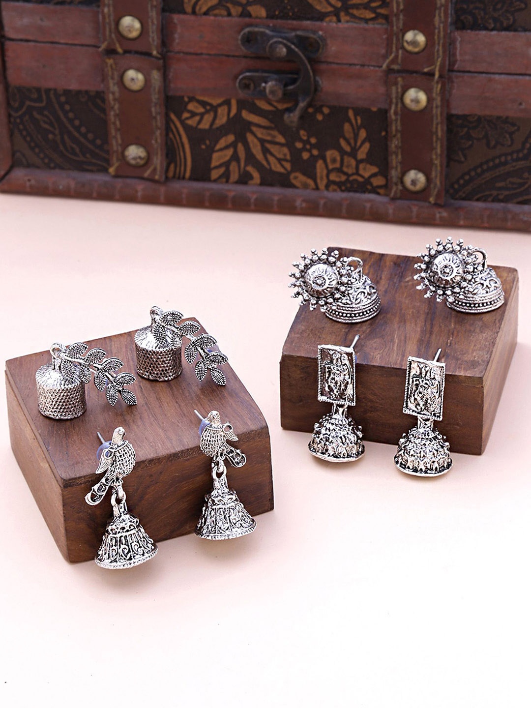 

Yellow Chimes Set of 4 Silver-Plated Oxidised Leaf Design Jhumkas