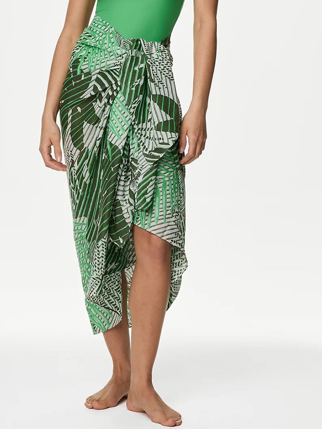 

Marks & Spencer Abstract Printed Pure Cotton Swimwear Cover-up Sarong, Green