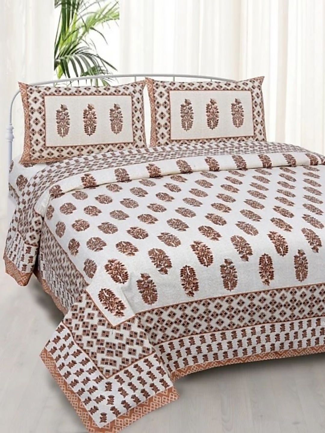 

Aura Beige Ethnic Motifs 144 TC Queen Bedsheet With 2 Pillow Covers