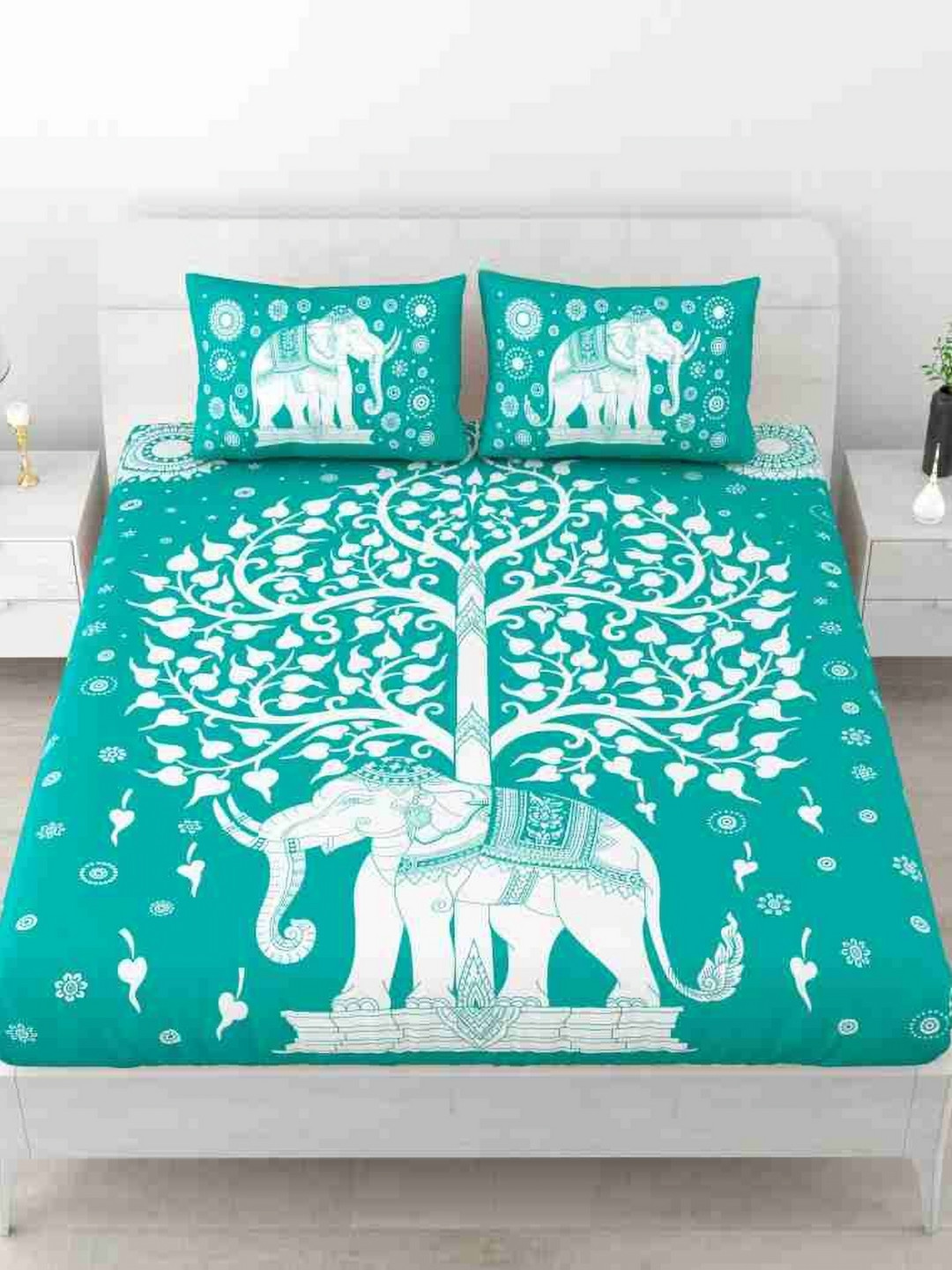 

Aura Green & White Ethnic Motifs 144 TC Queen Bedsheet With 2 Pillow Covers
