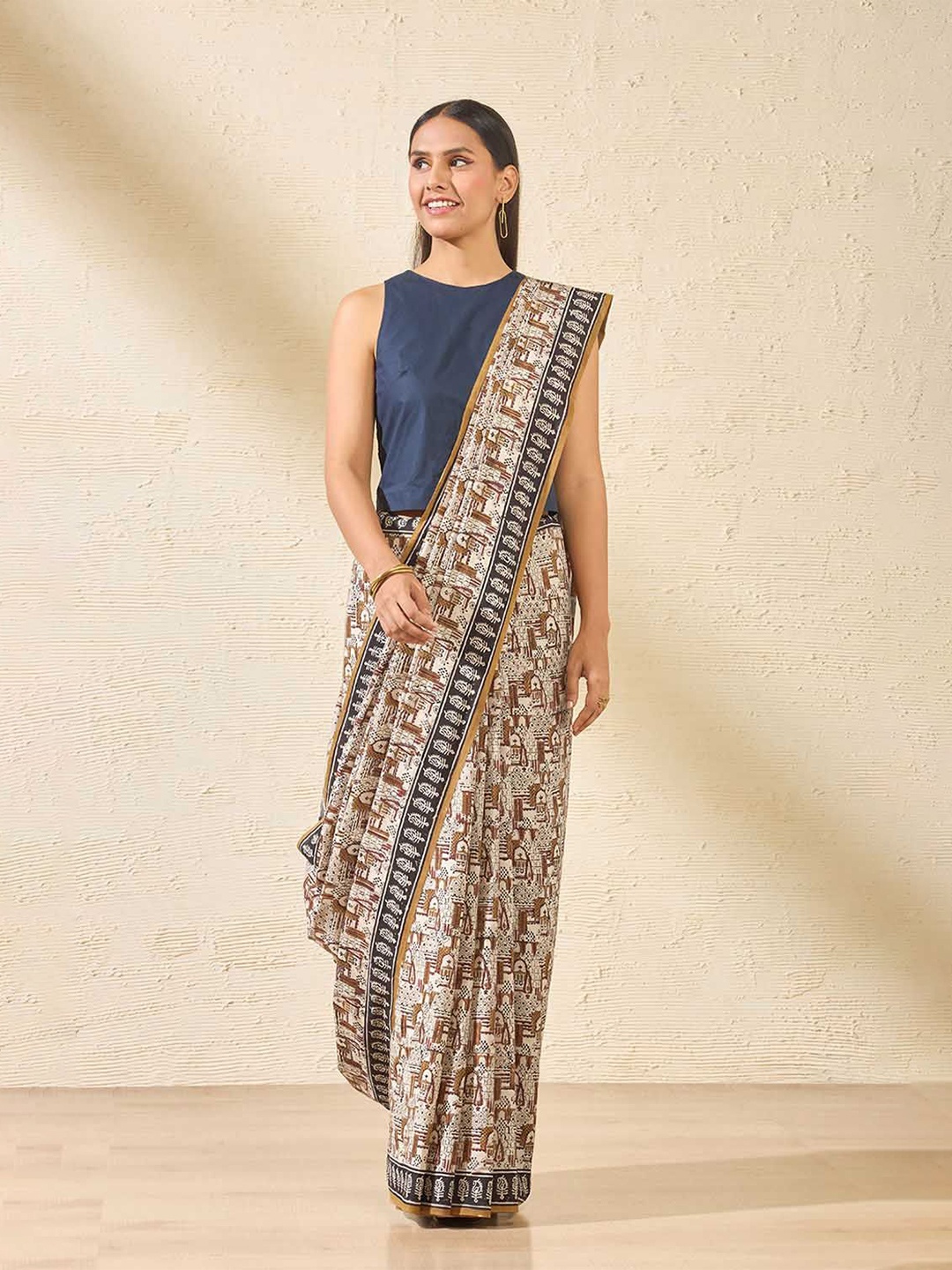 

Taneira Pure Cotton Saree, Beige