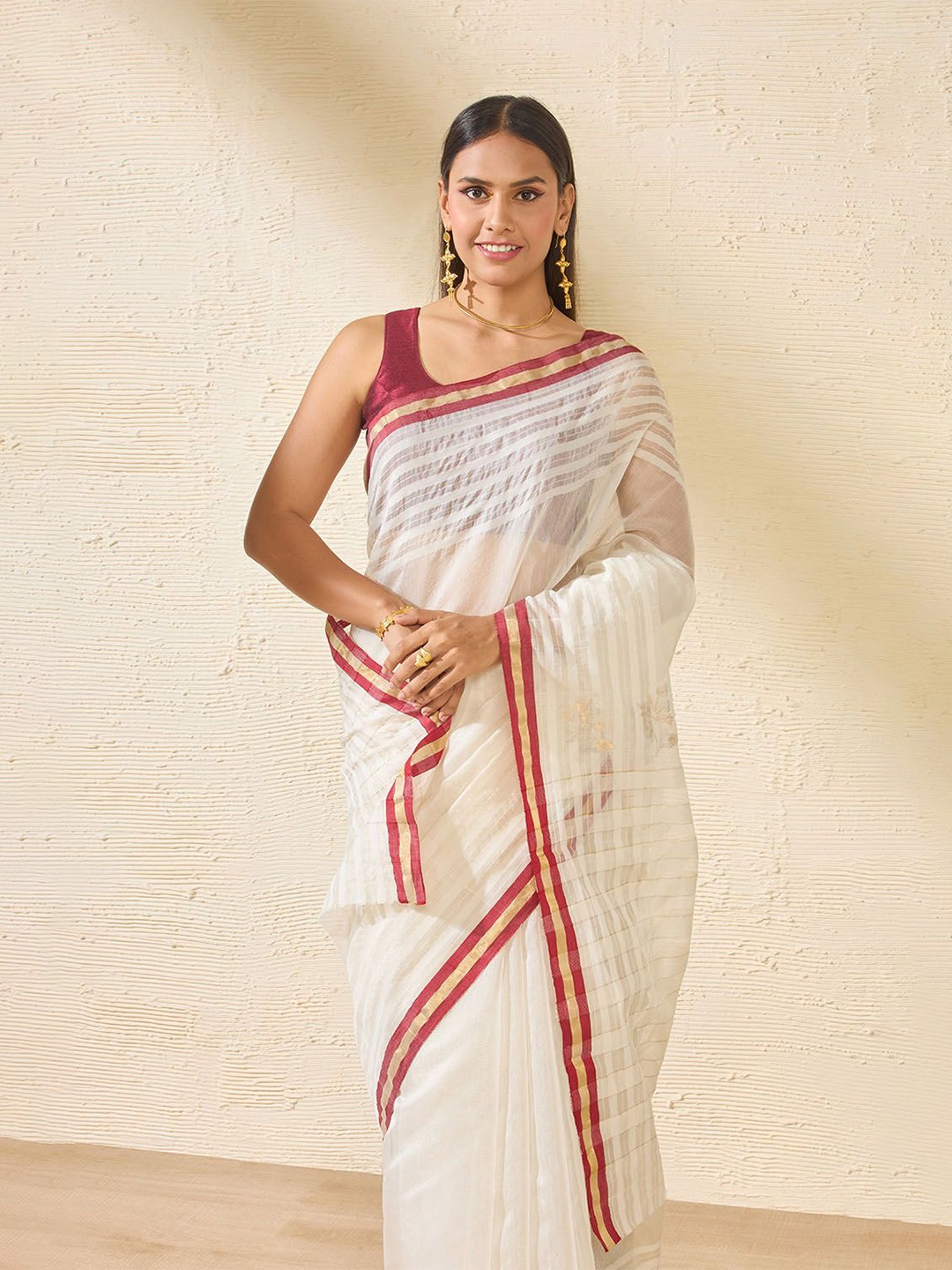 

Taneira Striped Zari Chanderi Saree, Off white