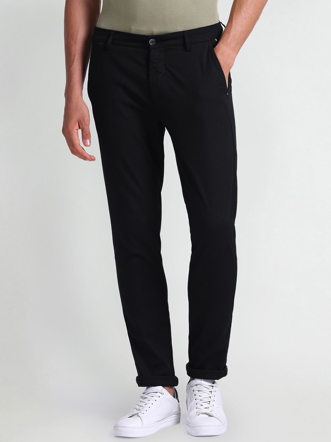 

Arrow Sport Men Slim Fit Mid-Rise Plain Regular Trousers, Black