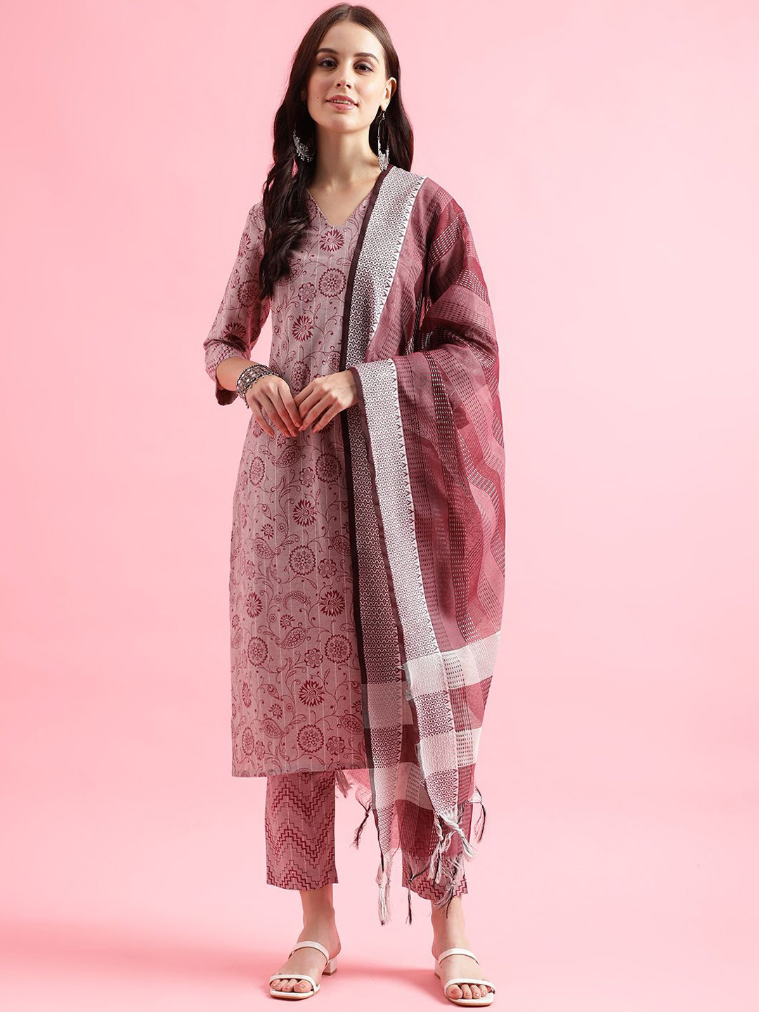 

KALINI Floral Printed Regular V Neck Straight Kurta With Trousers & Dupatta, Maroon