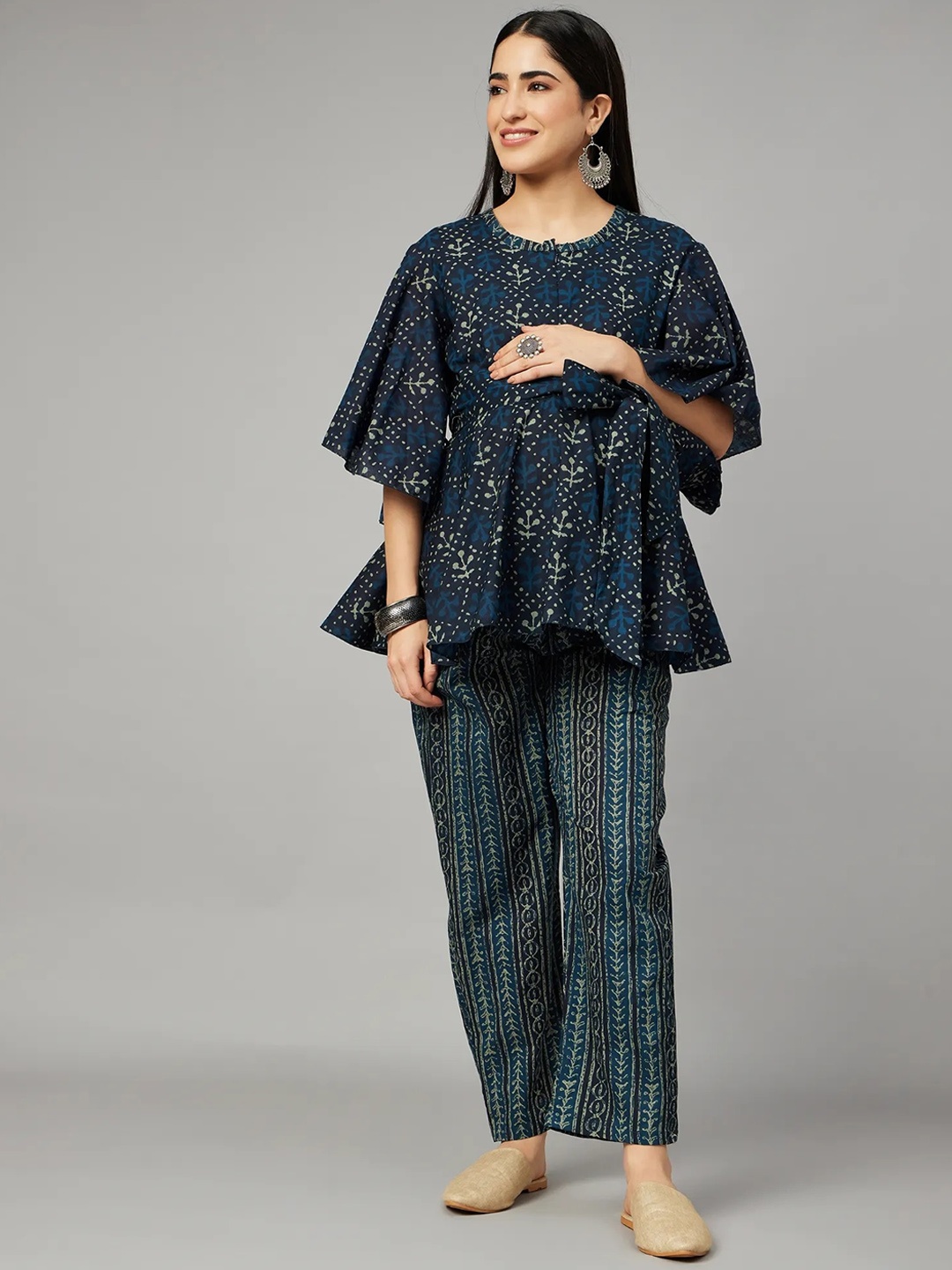 

Aaheli Ethinic Motifs Printed Round Neck Flared Sleeve Maternity Pure Cotton Top & Trouser, Navy blue