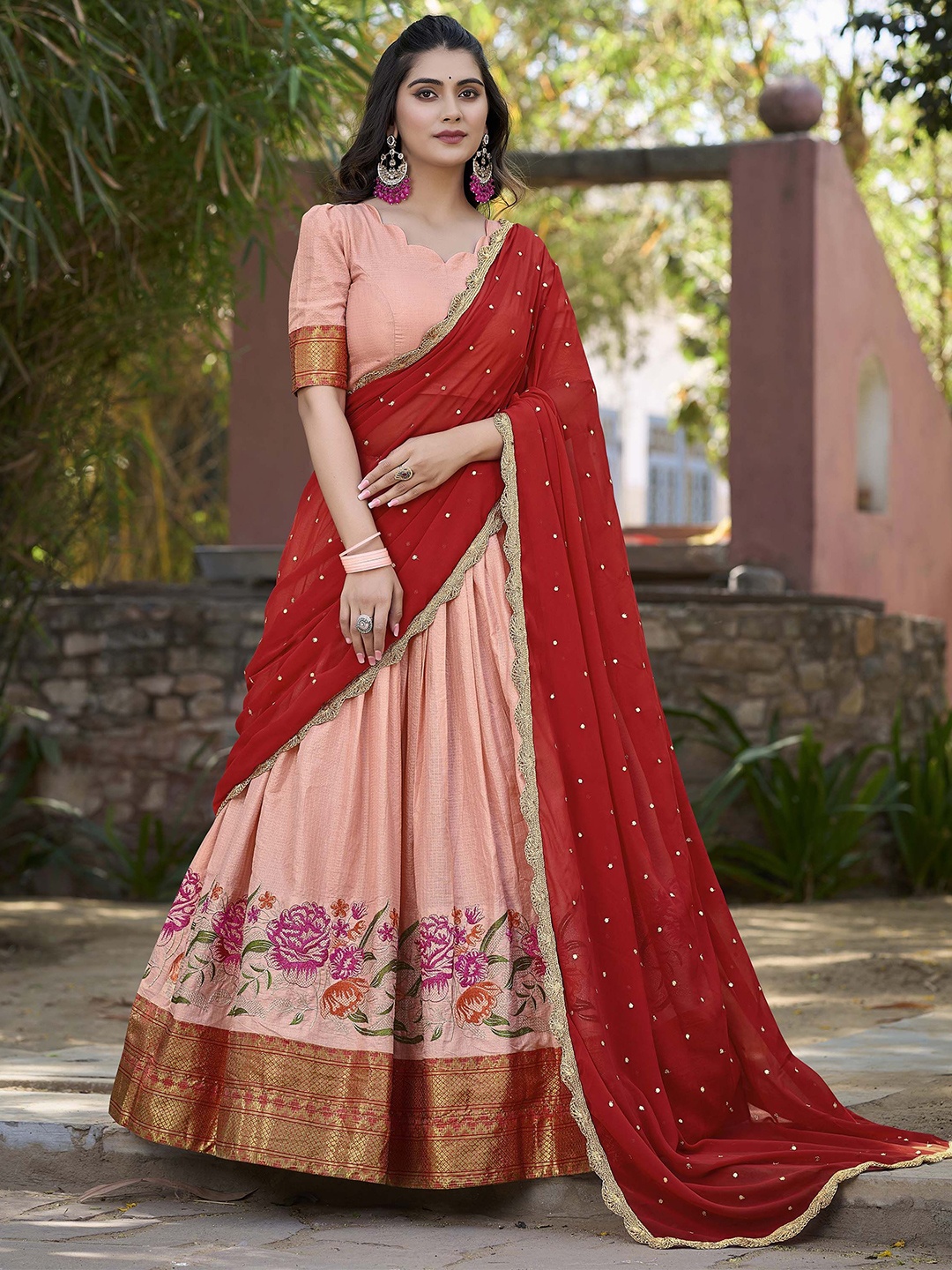 

LOOKNBOOK ART Embroidered Semi Stitched Lehenga & Unstitched Blouse With Dupatta, Peach