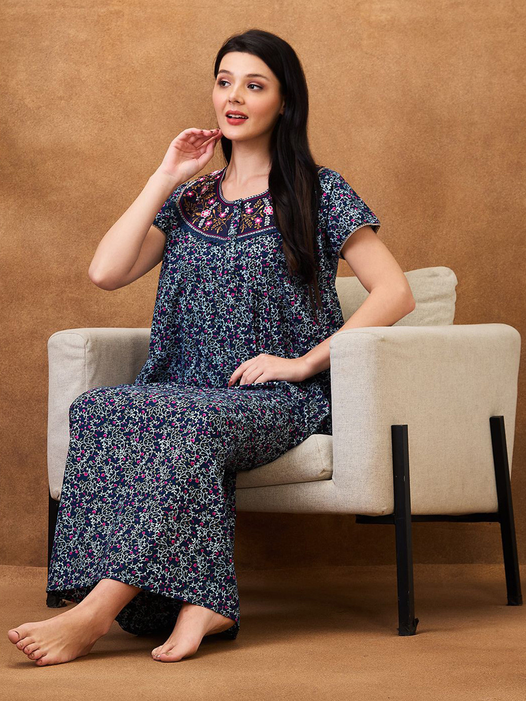 

AV2 Printed Pure Cotton Maxi Nightdress, Blue