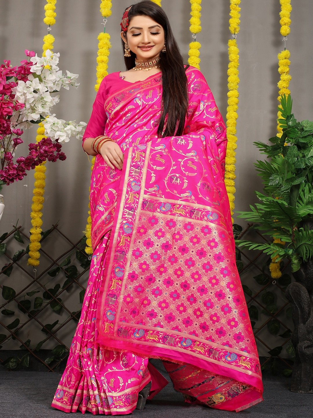 

SGF11 Woven Design Zari Art Silk Kanjeevaram Saree, Pink