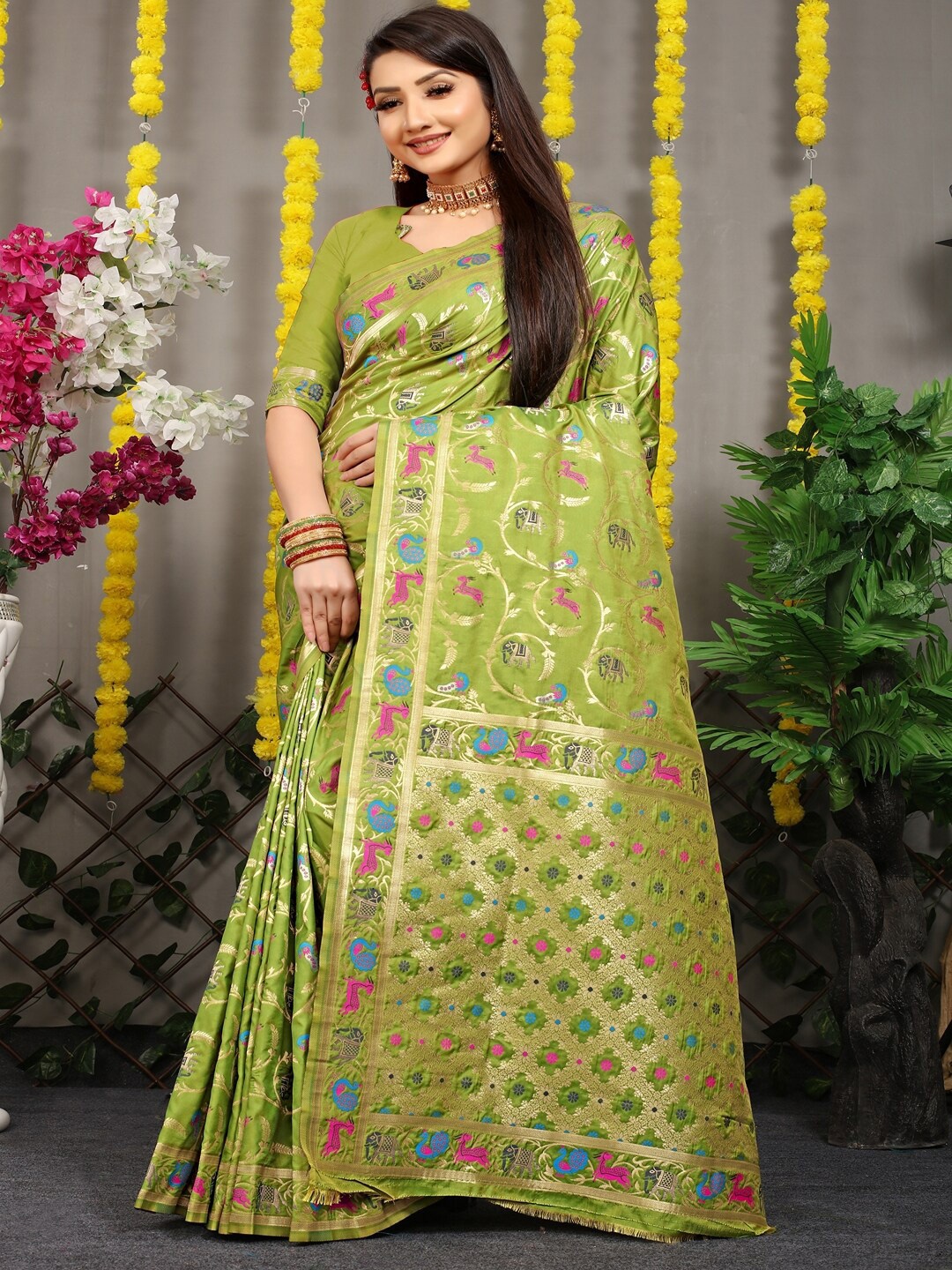 

SGF11 Ethnic Motifs Zari Kanjeevaram Saree, Green