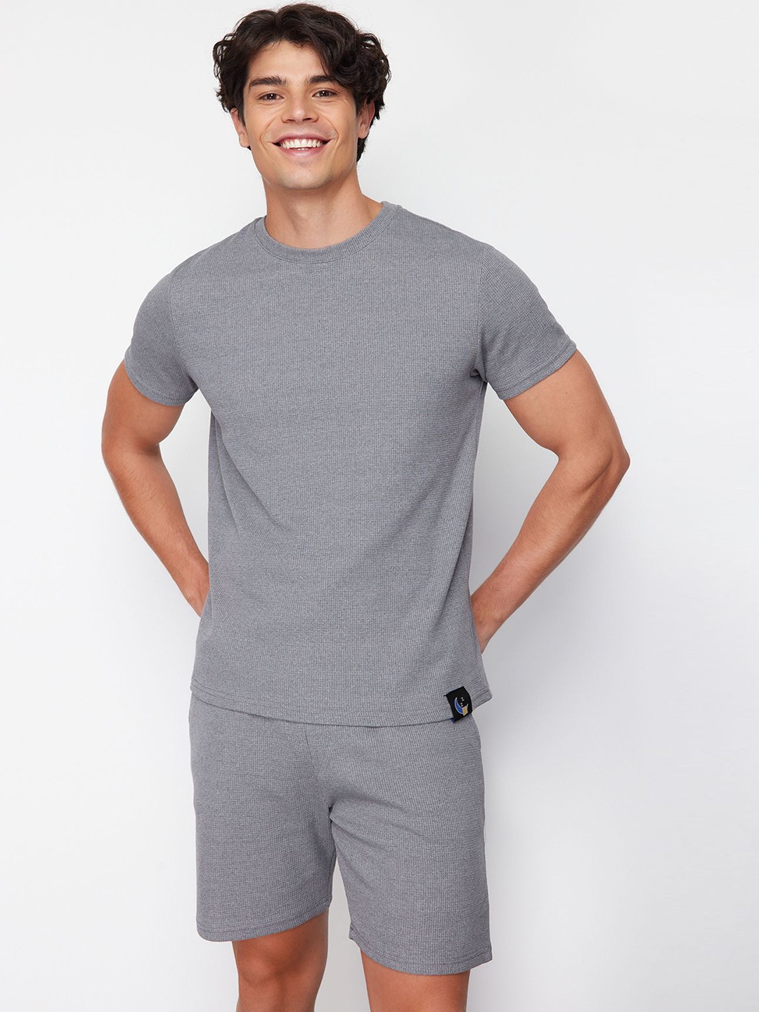 

Trendyol Round Neck Short Sleeves Night Suit, Grey